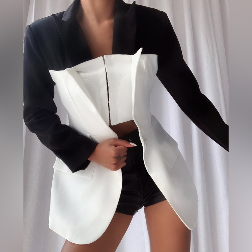 Notch Long Sleeve Straight Blazer - Picture 14 of 16